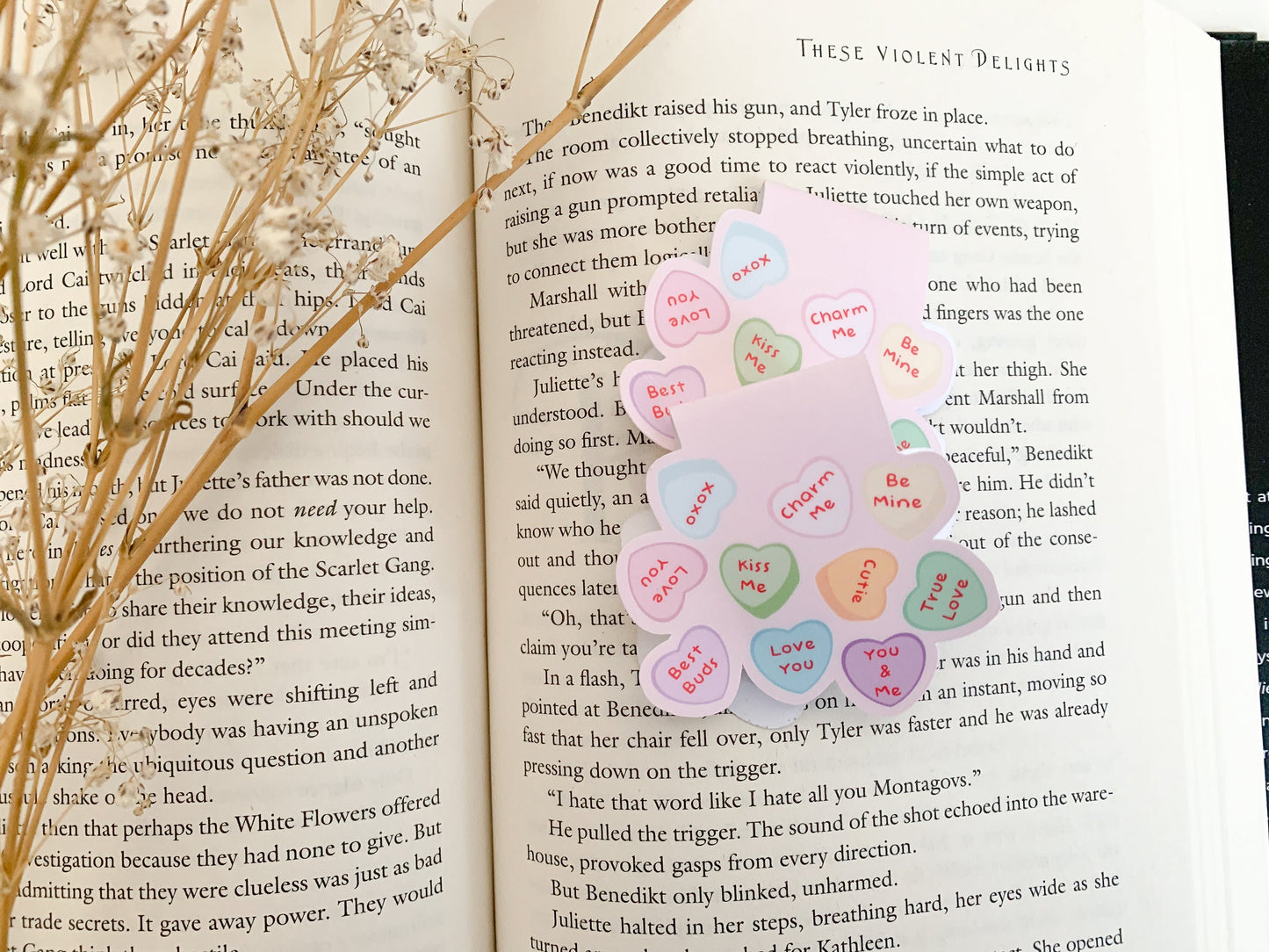 Conversation hearts magnetic bookmark | Book Lover | Bookmarks | Bookish Gifts |Valentines day|